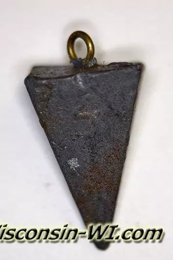 Photo of lead pyramid fishing weights / sinkers 