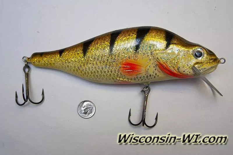 Photo of Musky Lures – Big Crank Diving Bait of a Big Perch.